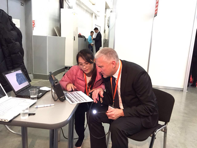 俄羅斯工業(yè)無損檢測展覽會(huì)上一顯身手的SIE系列便攜式工業(yè)視頻內(nèi)窺鏡